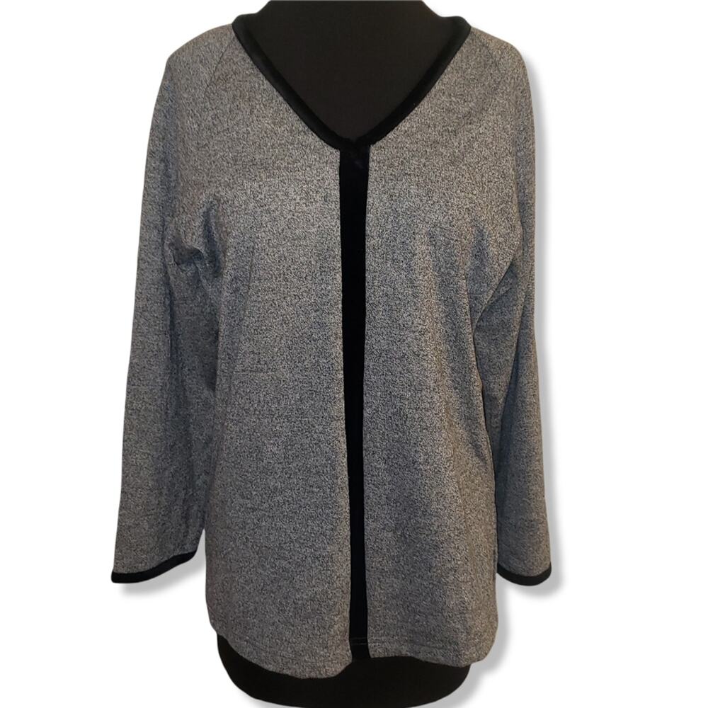 Vintage EUC Halston tunic-style top, gray/black Velvet edged Sz Medium, knit top
